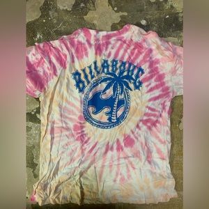 Billabong t shirt